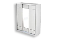 Шкафы 3-х дверные
